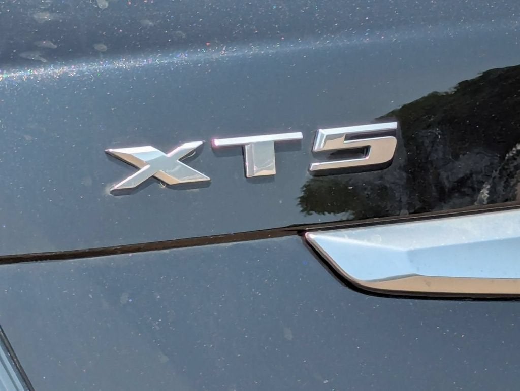 2024 Cadillac XT5 Sport