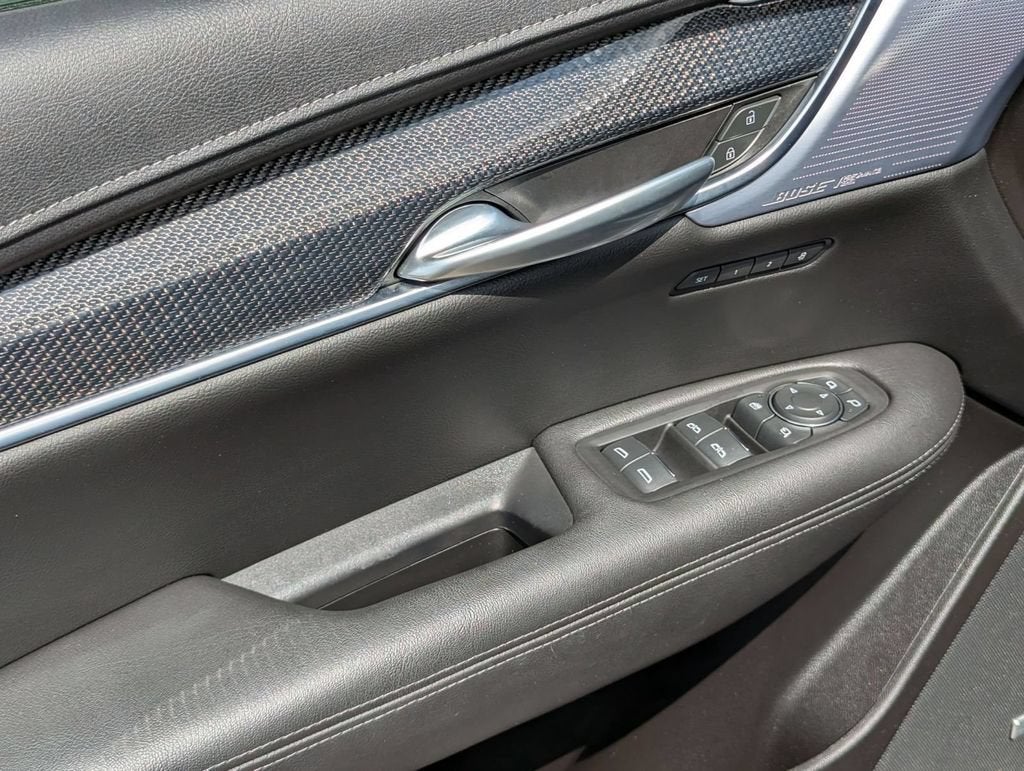 2024 Cadillac XT5 Sport