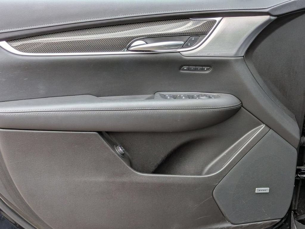 2023 Cadillac XT5 AWD Sport