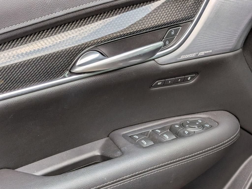 2023 Cadillac XT5 AWD Sport