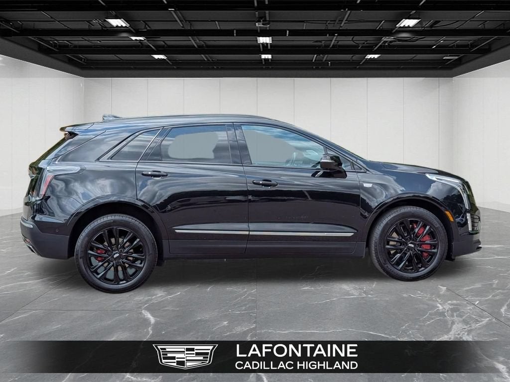 2023 Cadillac XT5 AWD Sport
