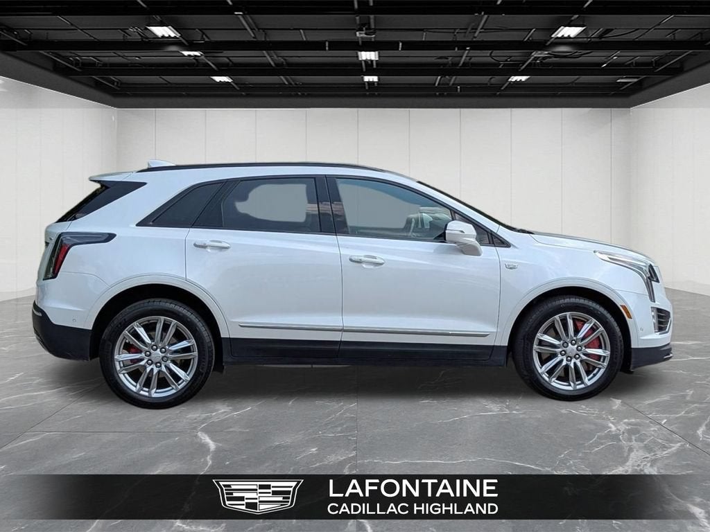 2024 Cadillac XT5 Sport