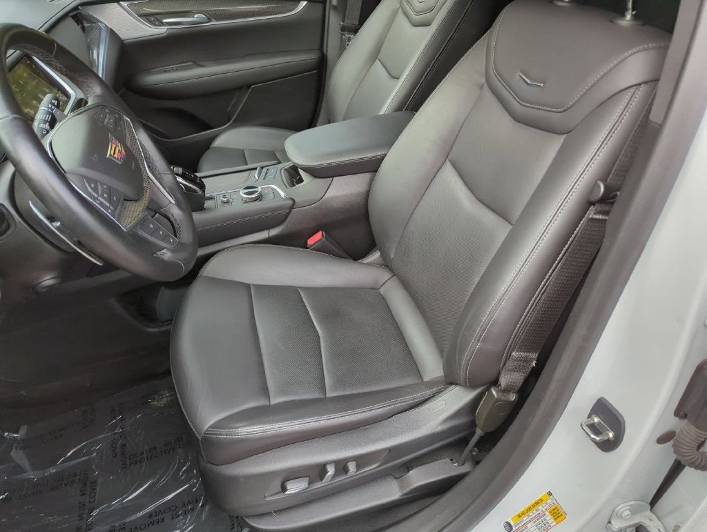 2024 Cadillac XT5 Sport