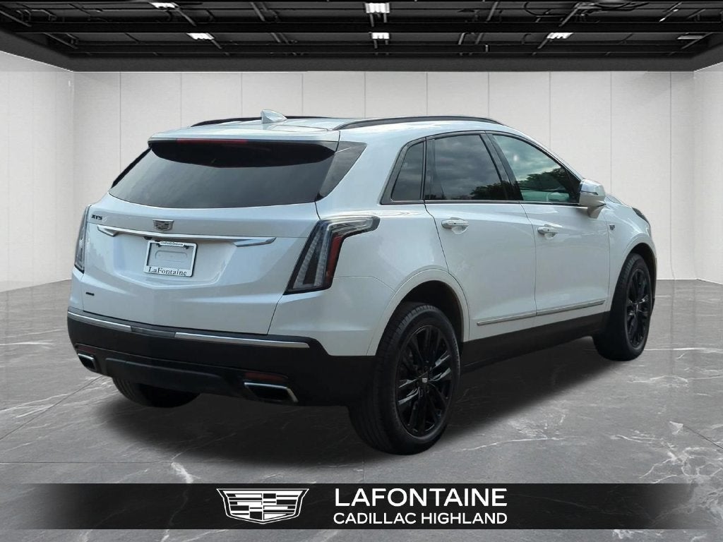 2024 Cadillac XT5 Sport