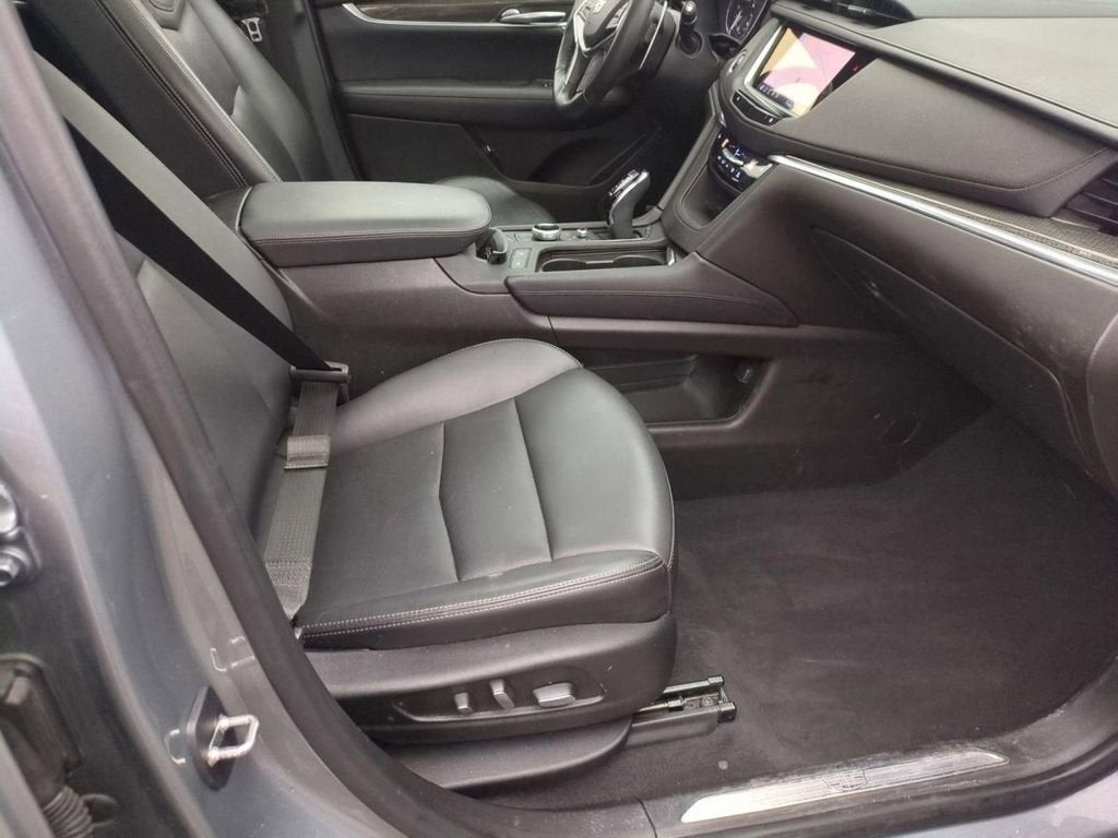 2023 Cadillac XT5 Sport