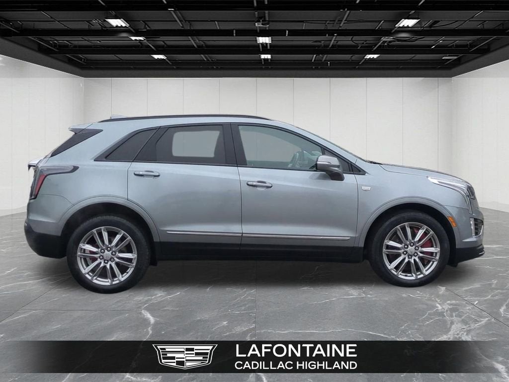 2023 Cadillac XT5 Sport