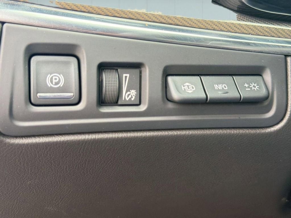 2023 Cadillac XT5 Sport