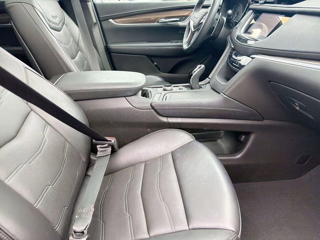 2023 Cadillac XT5 Sport