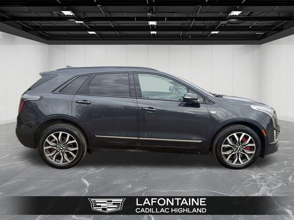 2023 Cadillac XT5 Sport