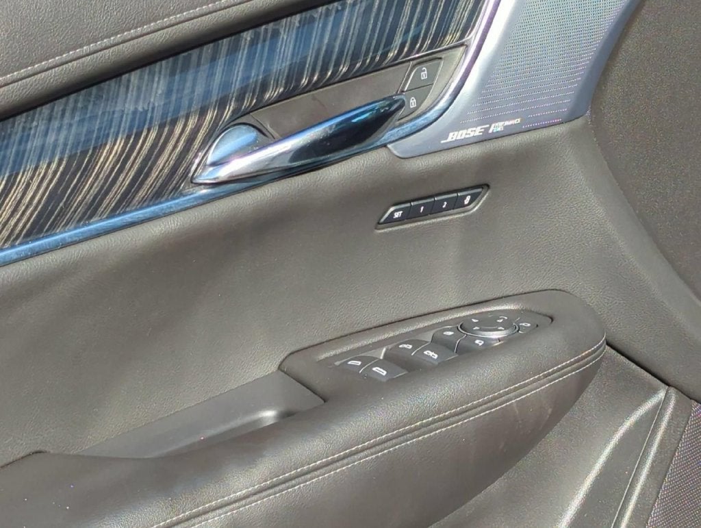 2023 Cadillac XT6 AWD Premium Luxury