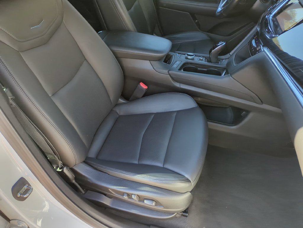 2023 Cadillac XT6 AWD Premium Luxury