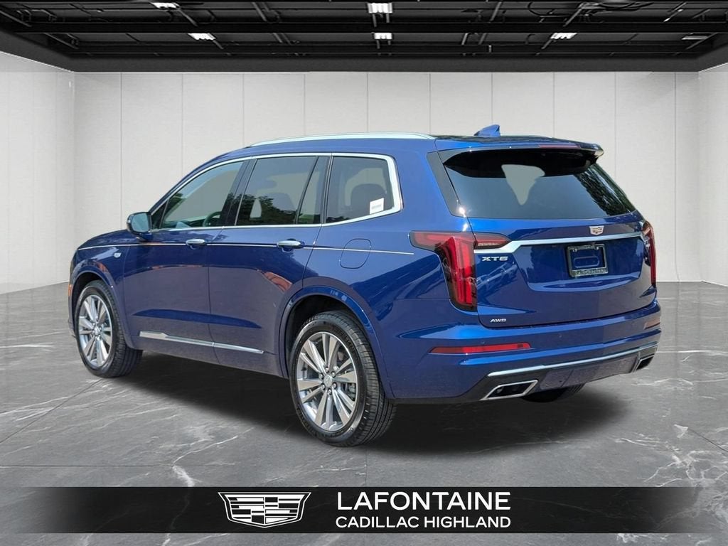 2025 Cadillac XT6 Premium Luxury