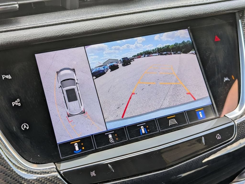 2024 Cadillac XT6 Sport