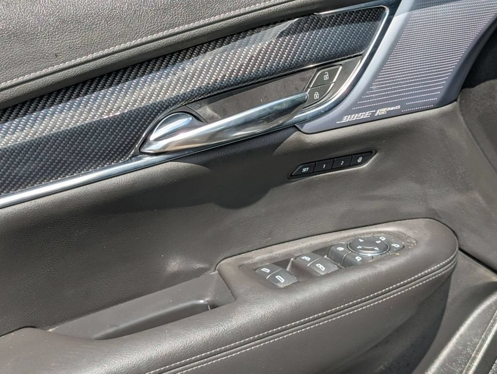 2024 Cadillac XT6 Sport