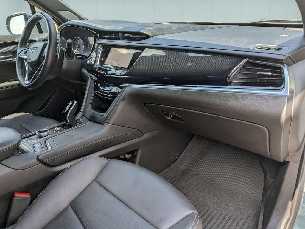 2024 Cadillac XT6 Sport
