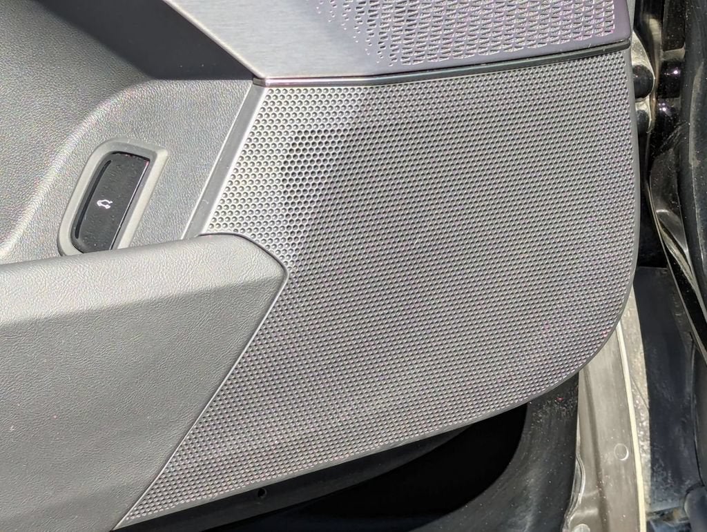 2023 Cadillac LYRIQ Luxury