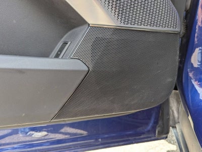 2024 Cadillac LYRIQ Sport 2