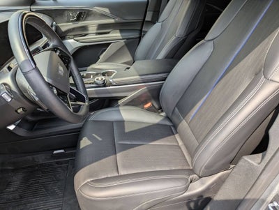 2024 Cadillac LYRIQ Sport 2