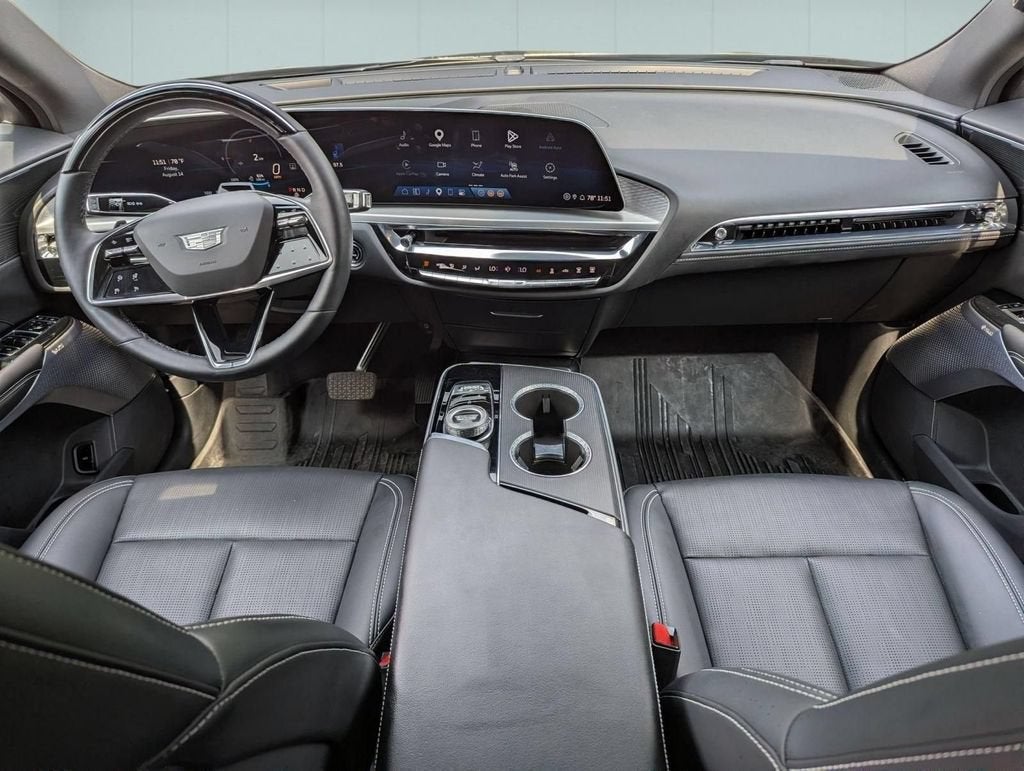 2024 Cadillac LYRIQ Sport 2