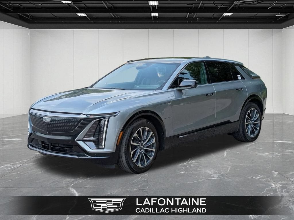 2024 Cadillac LYRIQ Sport 2