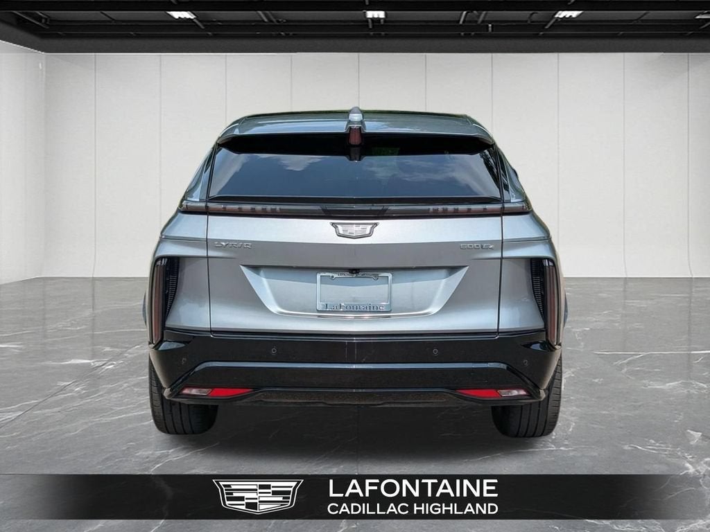 2024 Cadillac LYRIQ Sport 2