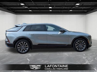 2024 Cadillac LYRIQ Sport 2