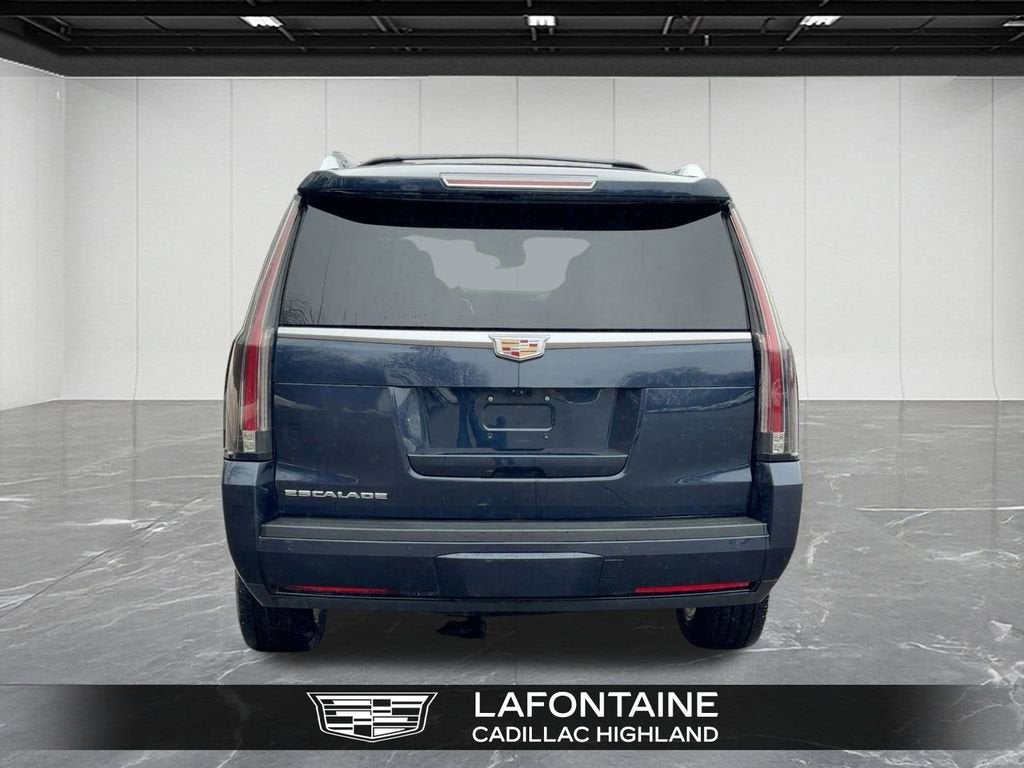 2020 Cadillac Escalade Luxury