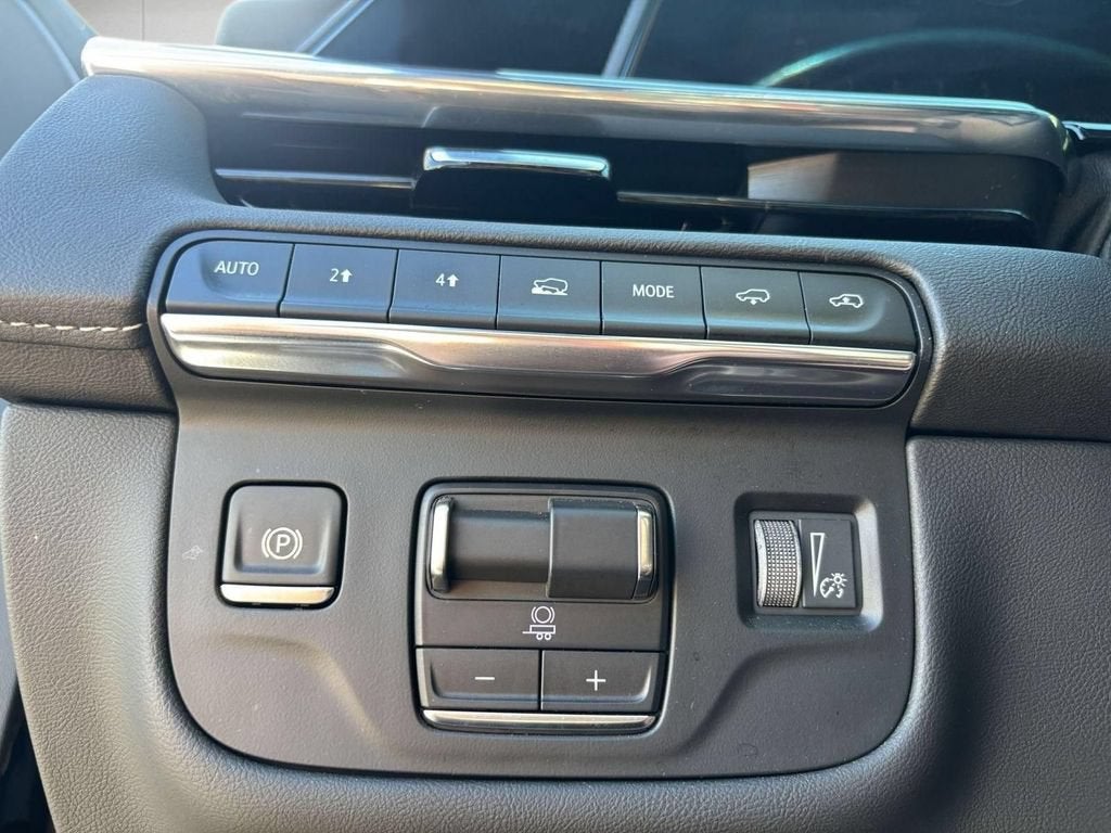 2024 Cadillac Escalade Sport