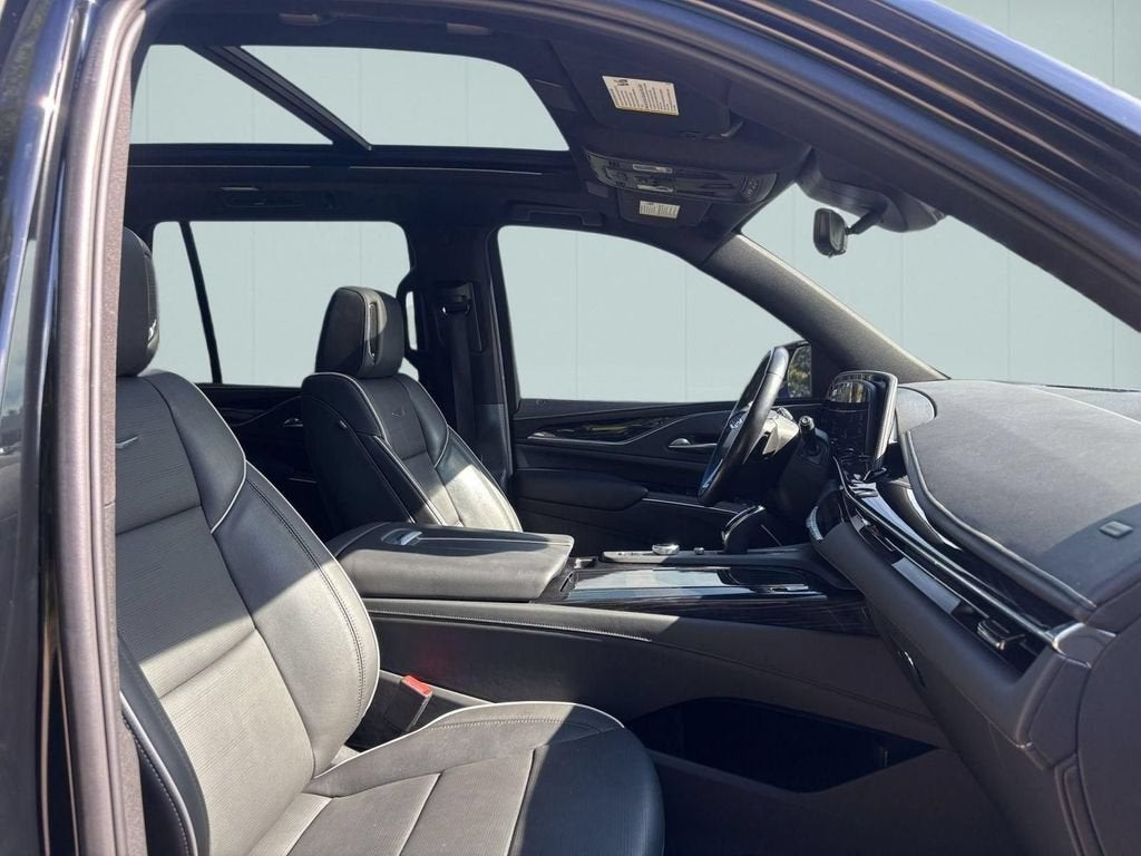 2024 Cadillac Escalade Sport