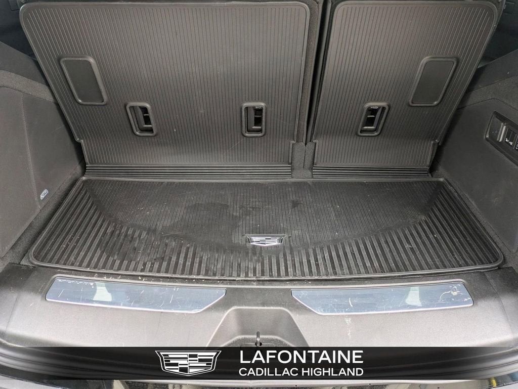 2023 Cadillac Escalade Sport