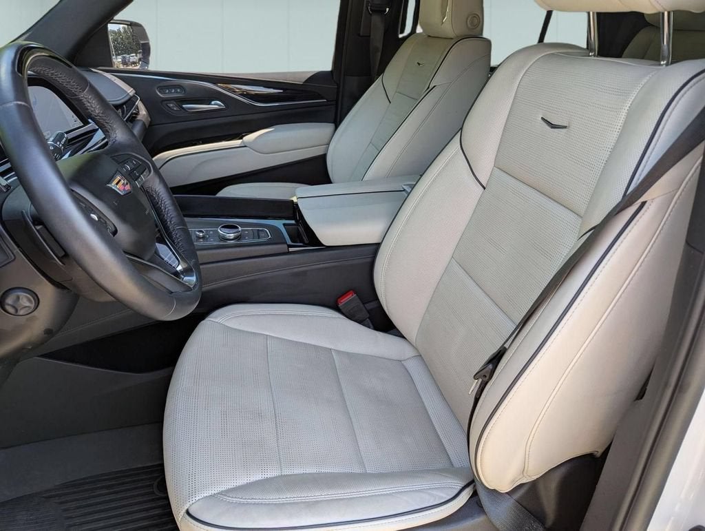 2024 Cadillac Escalade Sport