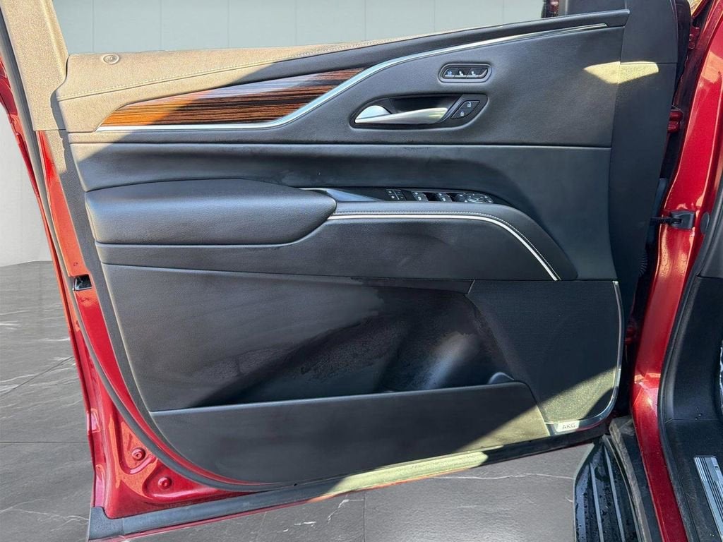 2023 Cadillac Escalade ESV Premium Luxury