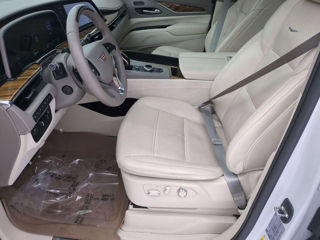 2023 Cadillac Escalade ESV Premium Luxury Platinum