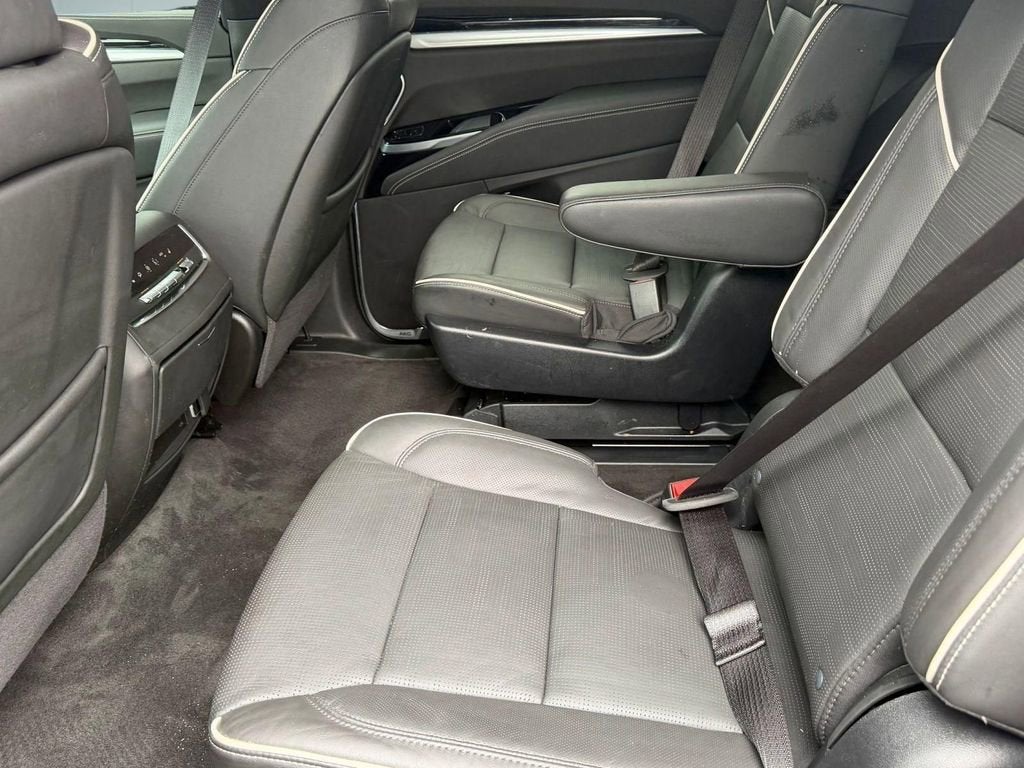 2025 Cadillac Escalade Sport