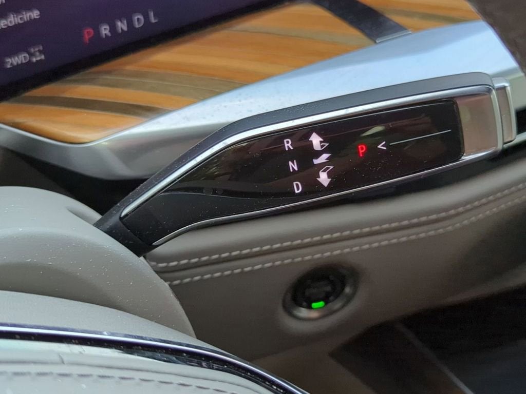 2025 Cadillac Escalade Sport Platinum