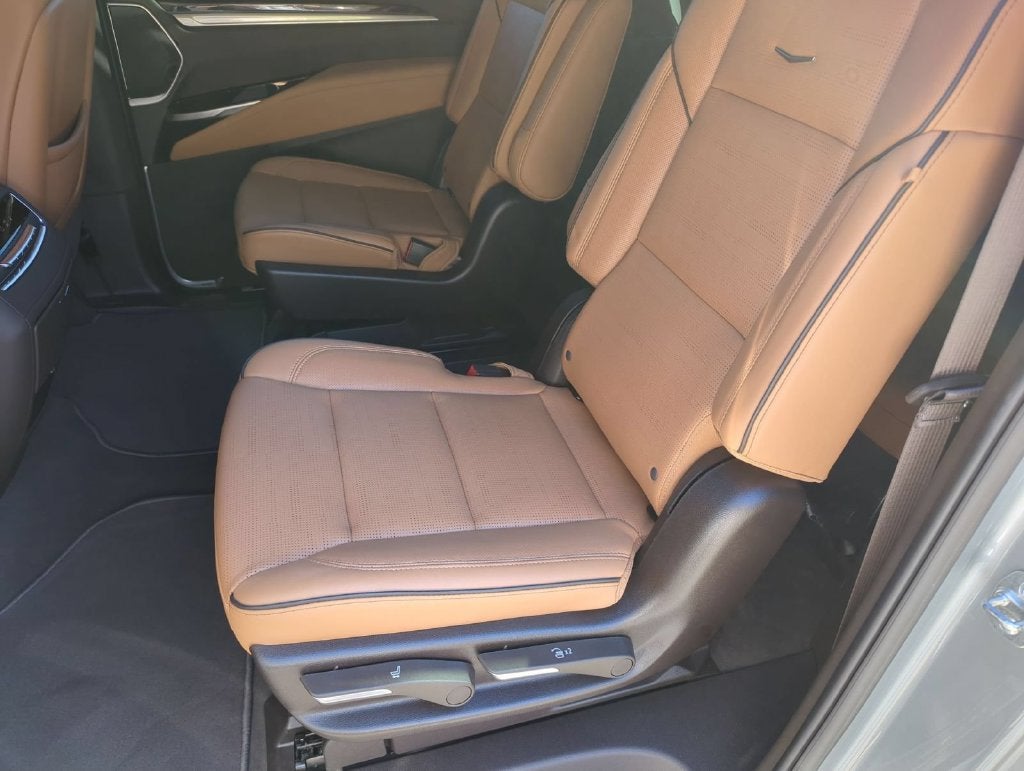 2025 Cadillac Escalade ESV Premium Luxury