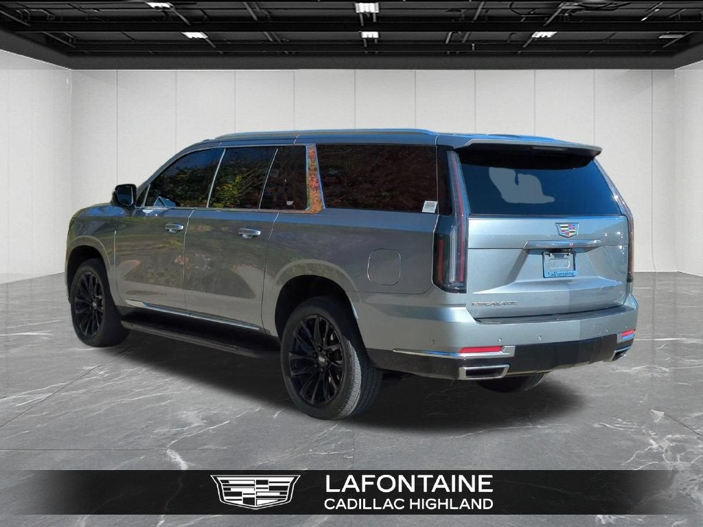 2025 Cadillac Escalade ESV Premium Luxury