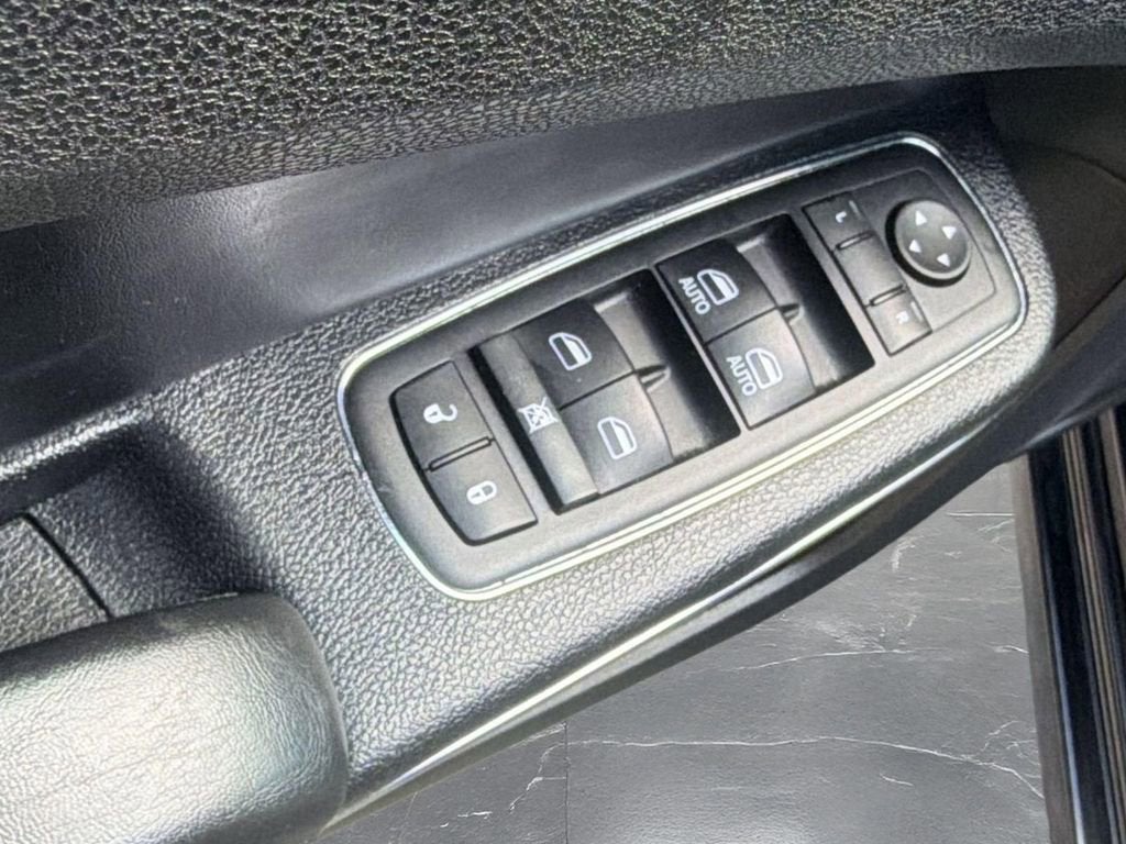 2014 Chrysler 300C AWD