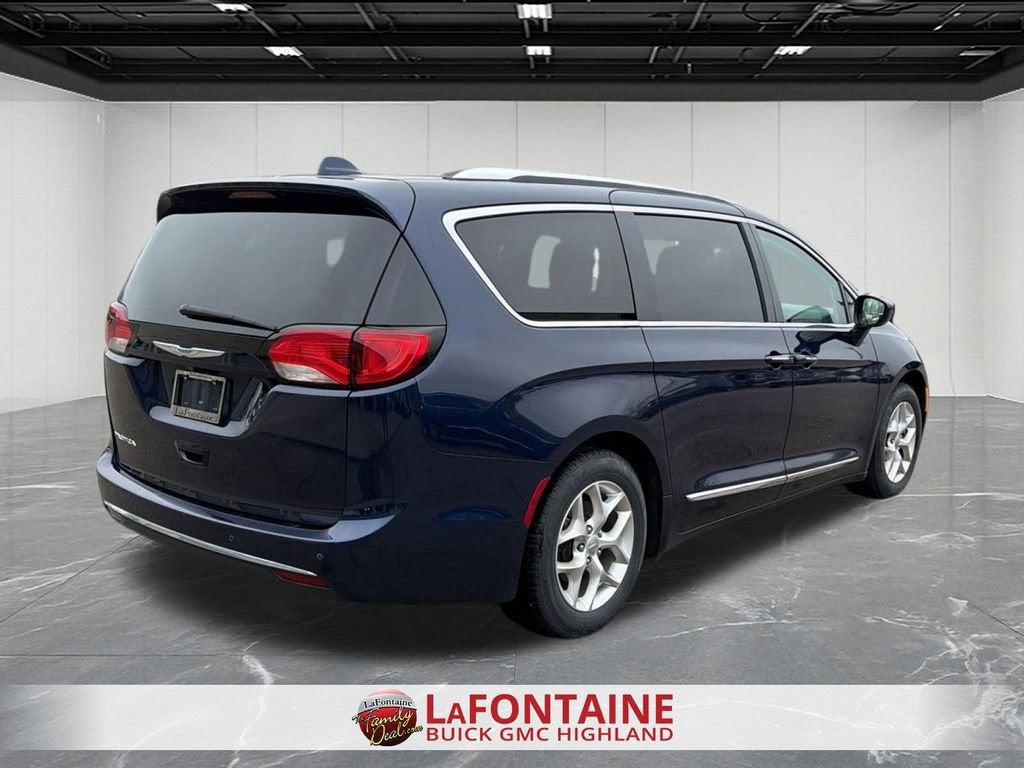 2018 Chrysler Pacifica Touring L Plus