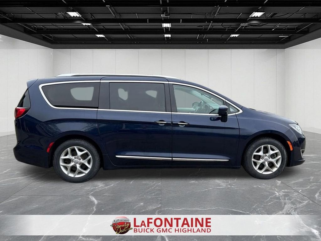 2018 Chrysler Pacifica Touring L Plus