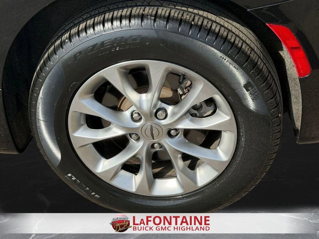 2023 Chrysler Pacifica Touring L