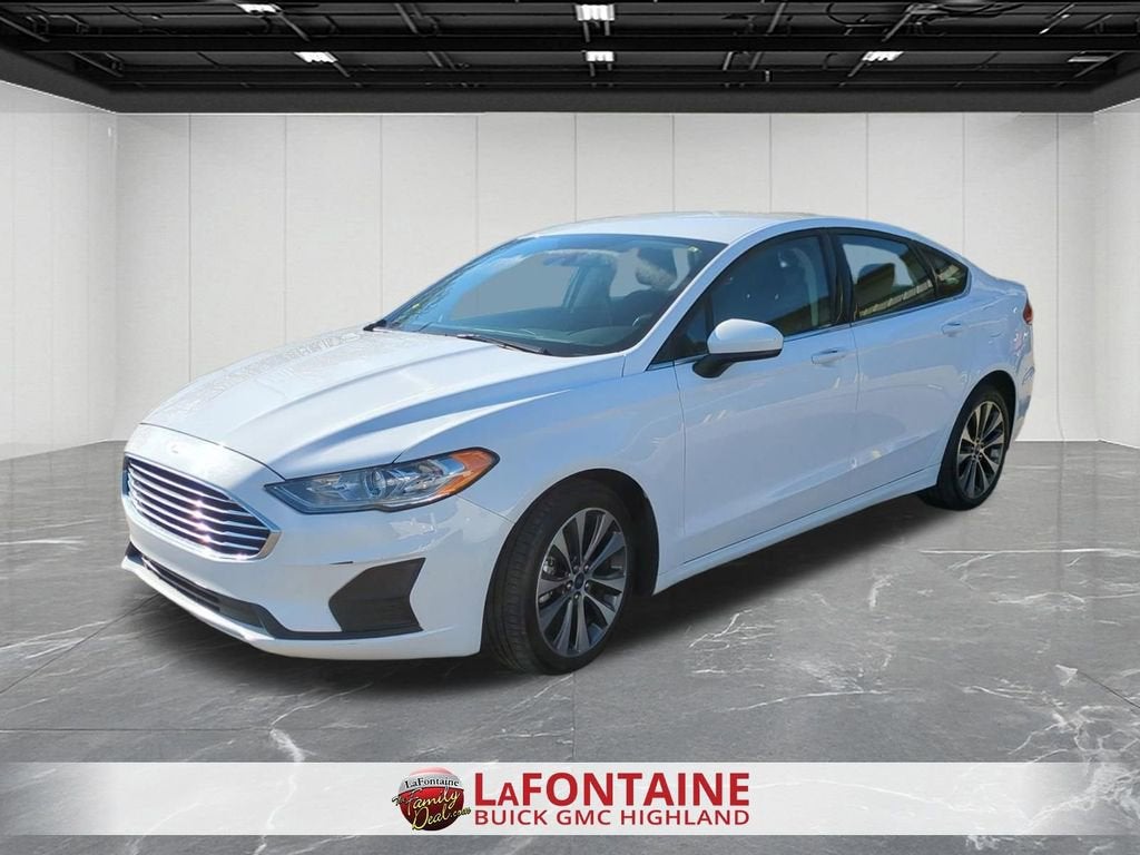 2020 Ford Fusion SE