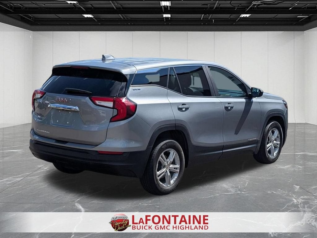 2024 GMC Terrain SLE
