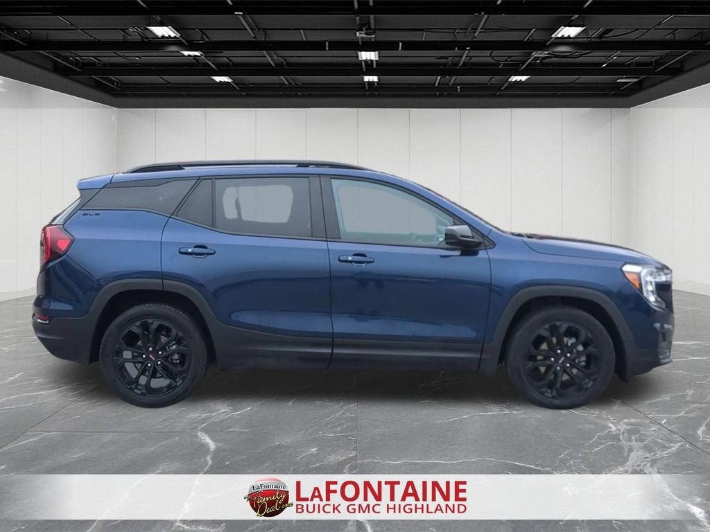 2022 GMC Terrain SLE