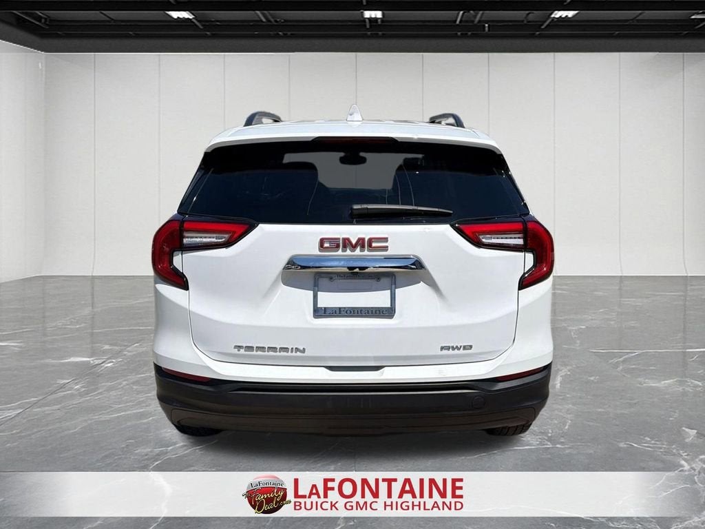 2023 GMC Terrain SLE