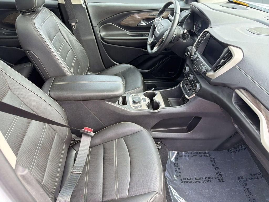 2023 GMC Terrain Denali