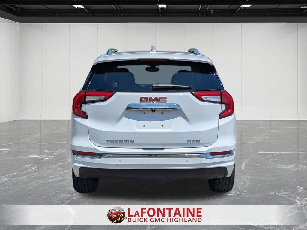 2023 GMC Terrain Denali