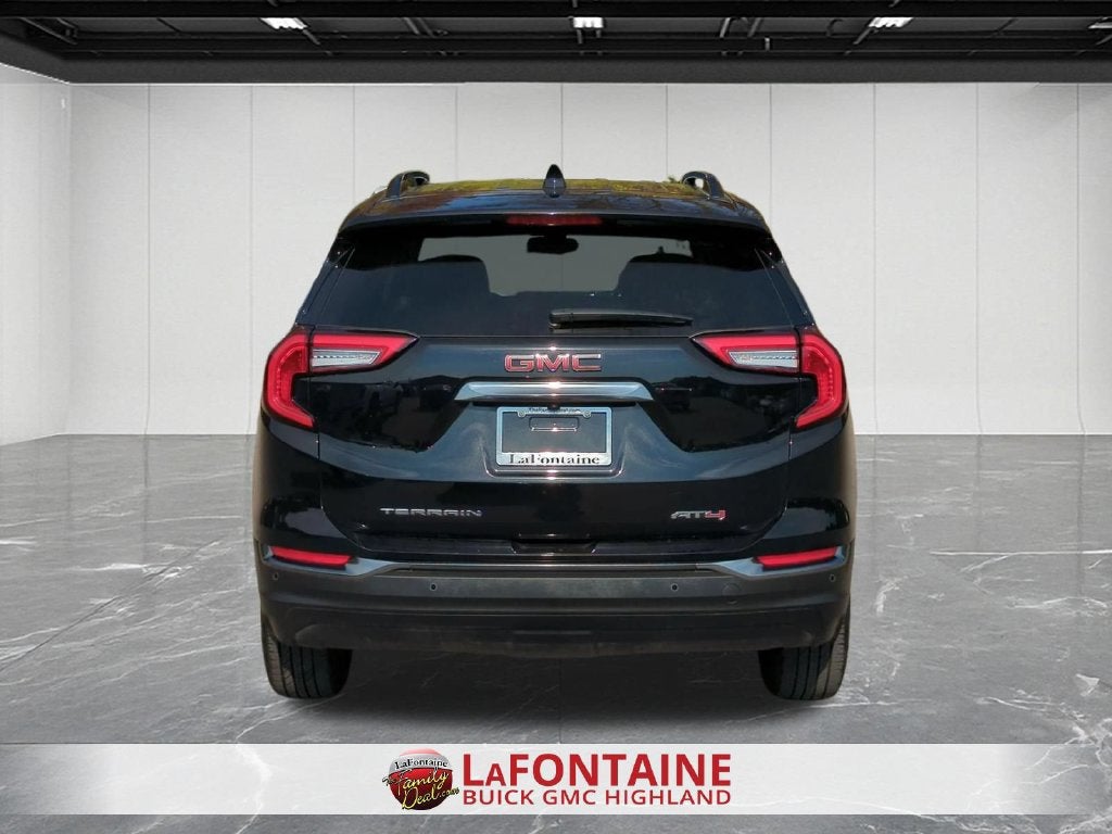 2024 GMC Terrain AT4