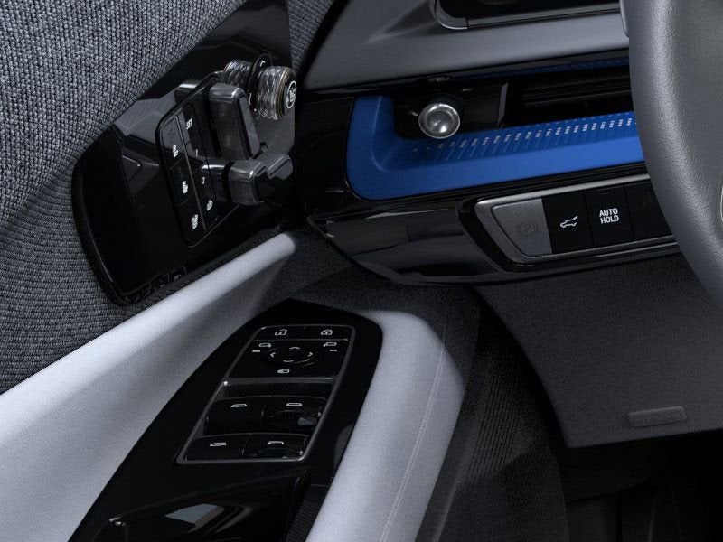 2025 Cadillac OPTIQ Sport 2