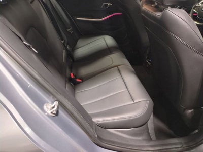 2025 BMW 3 Series 330i xDrive